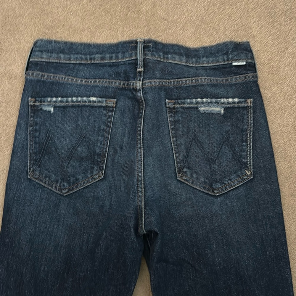Mother jeans sz 30. “The Rascal Skimp”